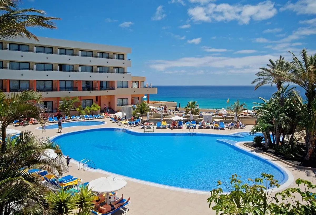 Iberostar Waves Playa Gaviotas — IBEROSTAR WAVES PLAYA GAVIOTAS