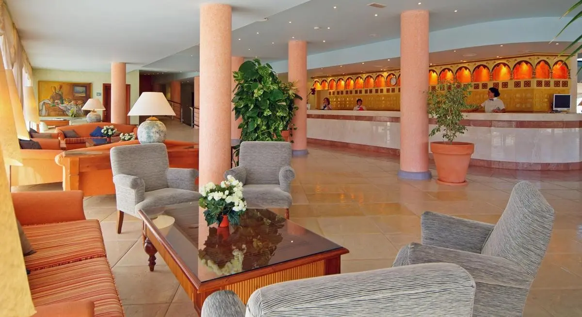 Iberostar Waves Playa Gaviotas — IBEROSTAR WAVES PLAYA GAVIOTAS