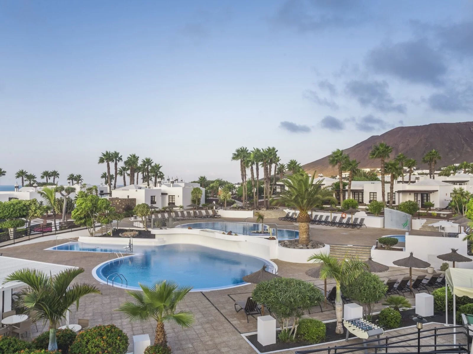 Hotel Jardines del Sol