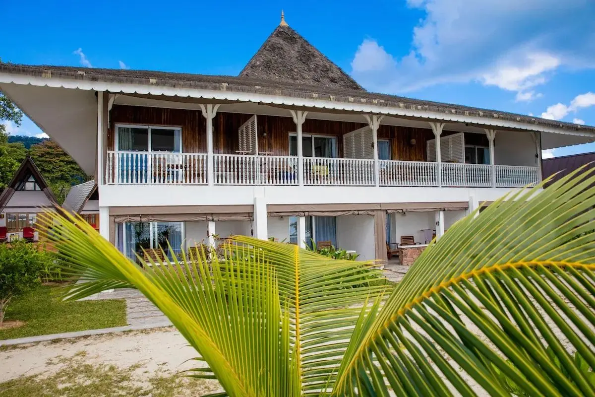 La Digue Island Lodge — LA DIGUE ISLAND LODGE