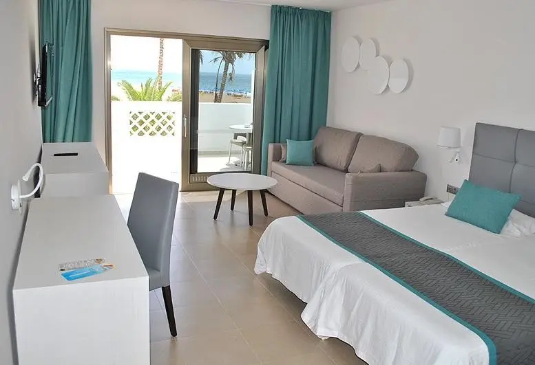 Las Costas — LAS COSTAS