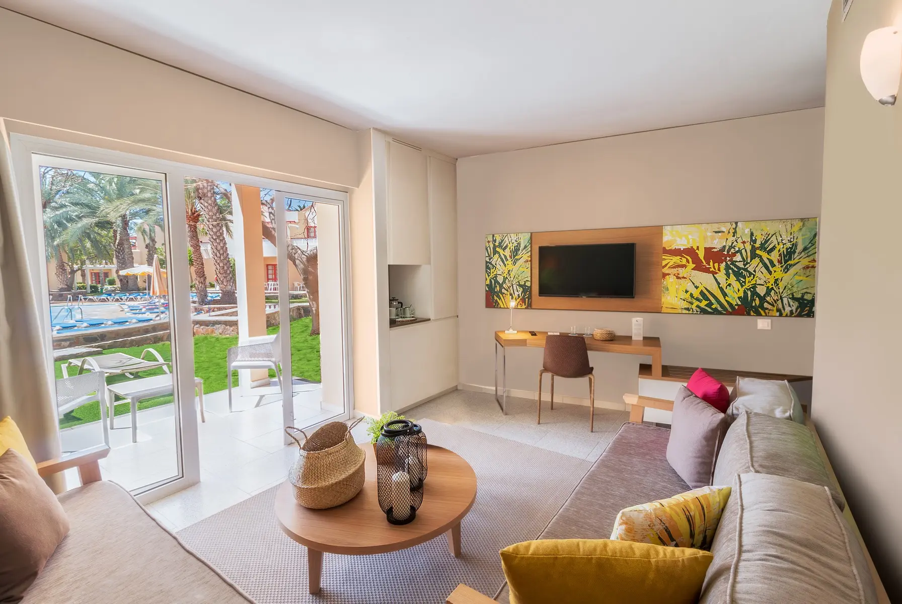 LIVVO Koala Garden — LIVVO KOALA GARDEN