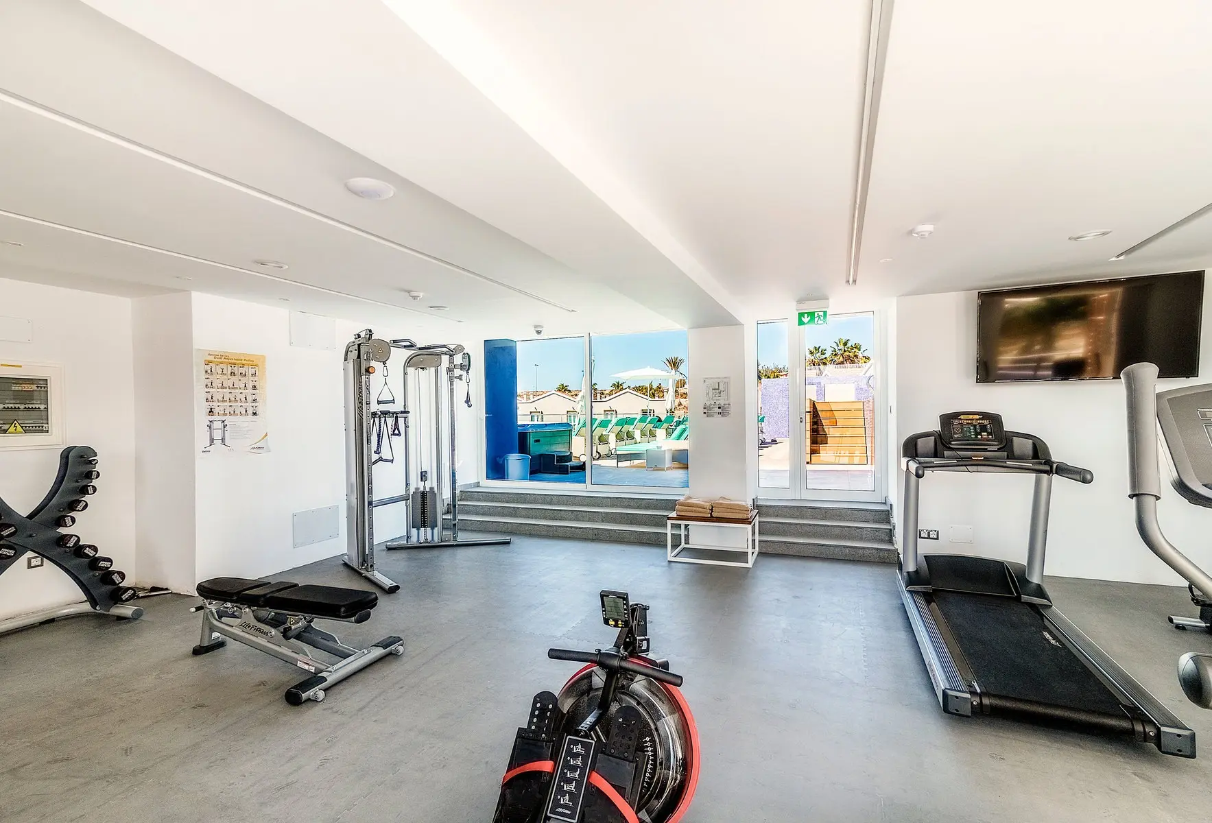 LIVVO Los Calderones — LIVVO LOS CALDERONES