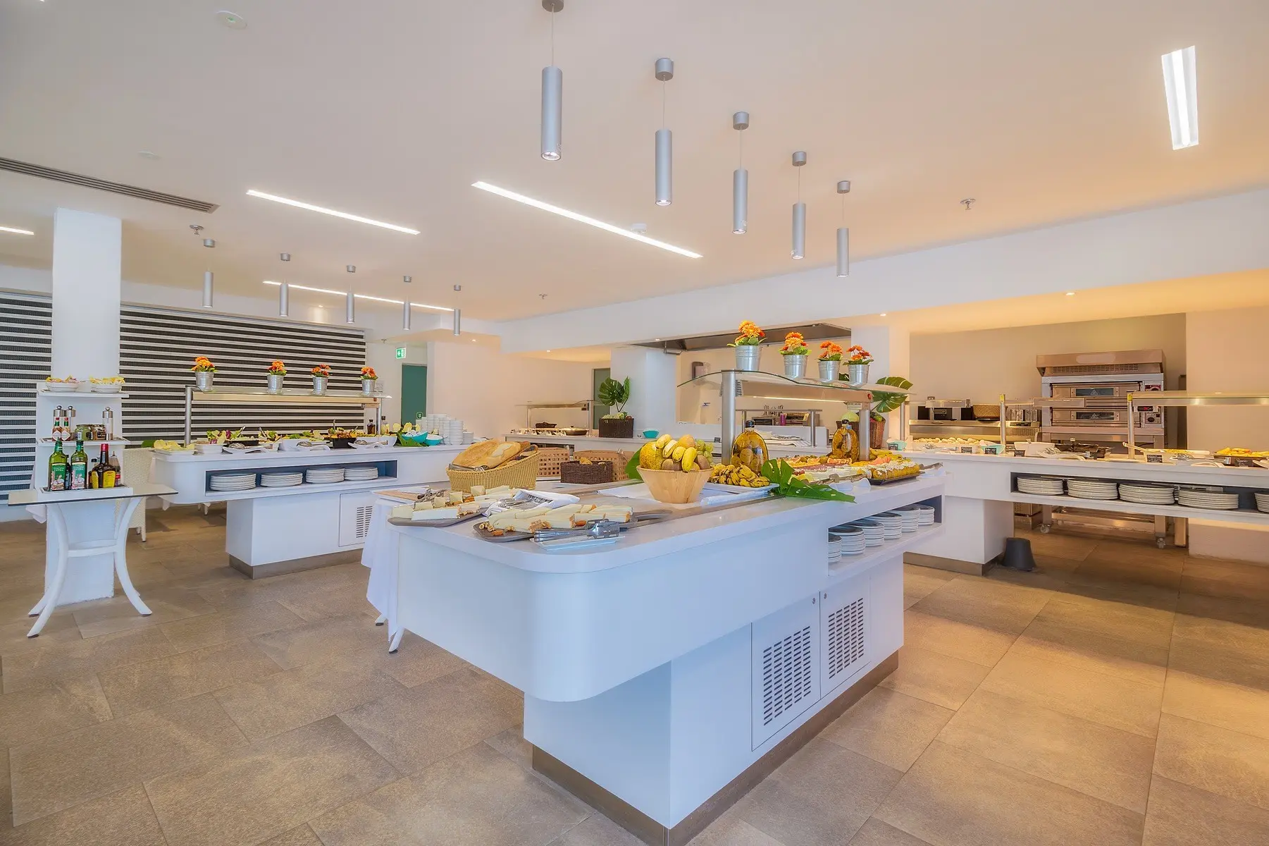 LIVVO Los Calderones — LIVVO LOS CALDERONES