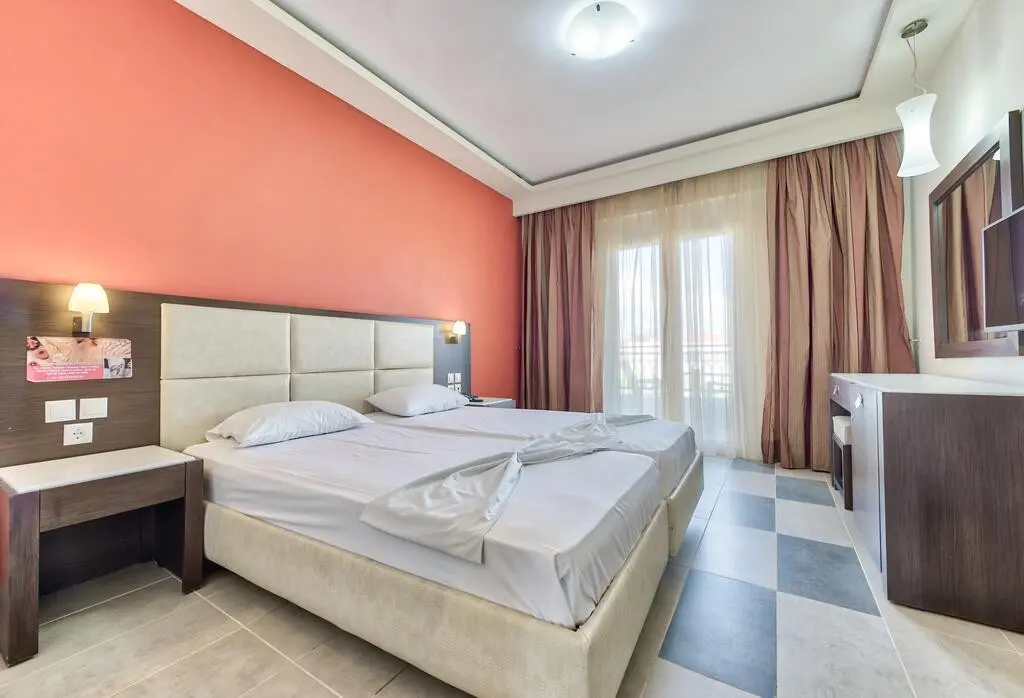 Majestic Hotel Spa — MAJESTIC SPA