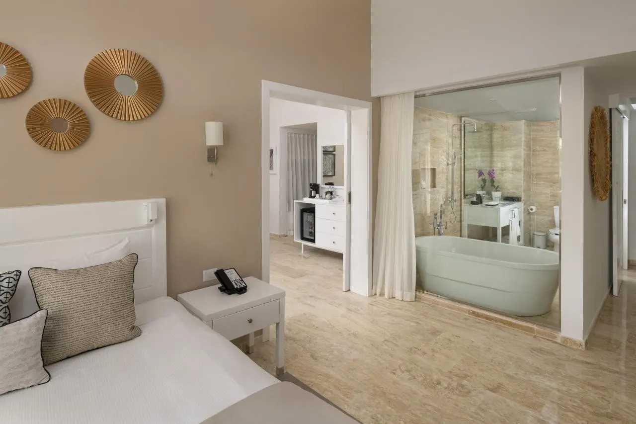 Melia Caribe Beach Resort — MELIA PUNTA CANA BEACH RESORT