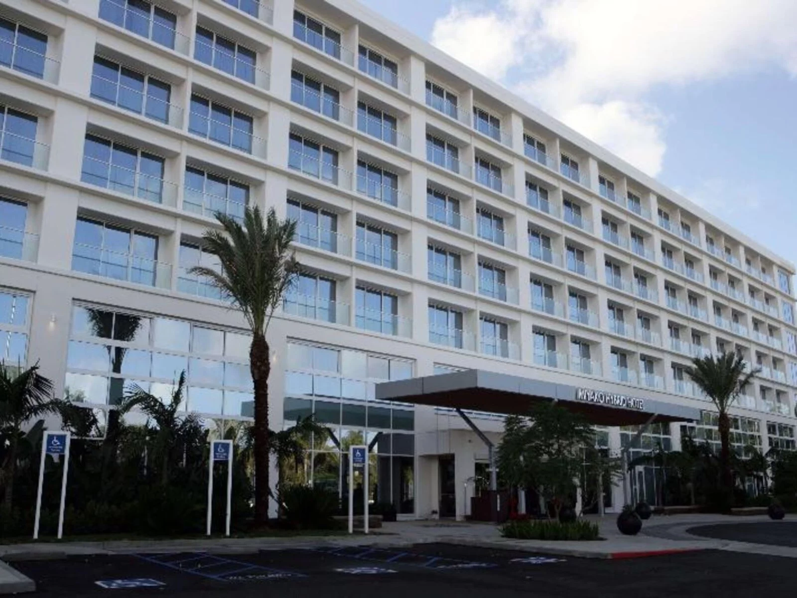 Hotel Miyako Hybrid Hotel