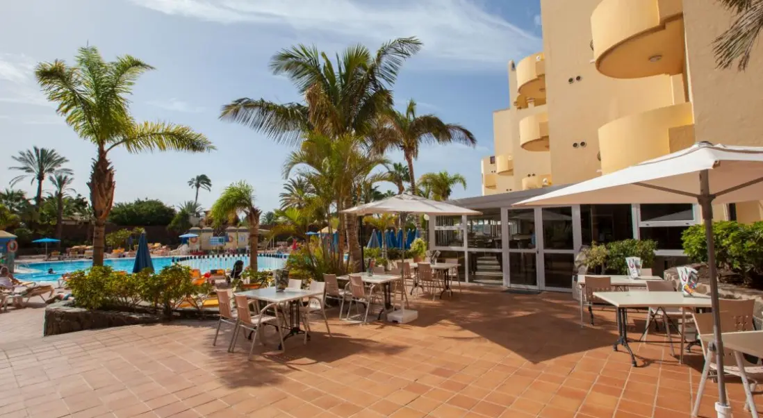 Basen w hotelu Monte Feliz