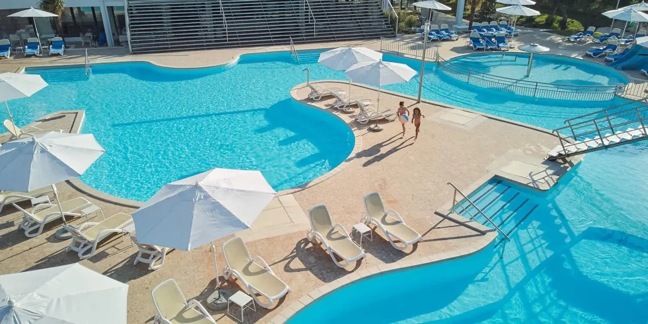 Neptun — BLUESUN HOTEL NEPTUN & DEPANDANS MASLINIK