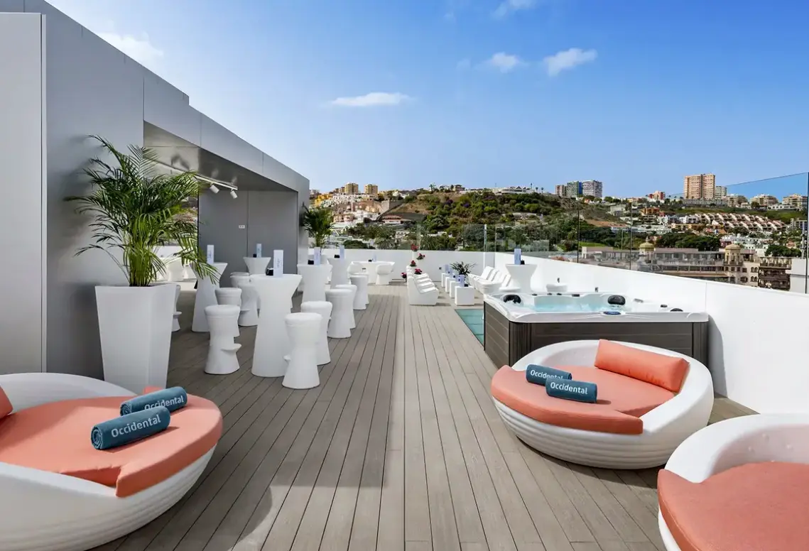 Basen w hotelu Occidental Las Palmas