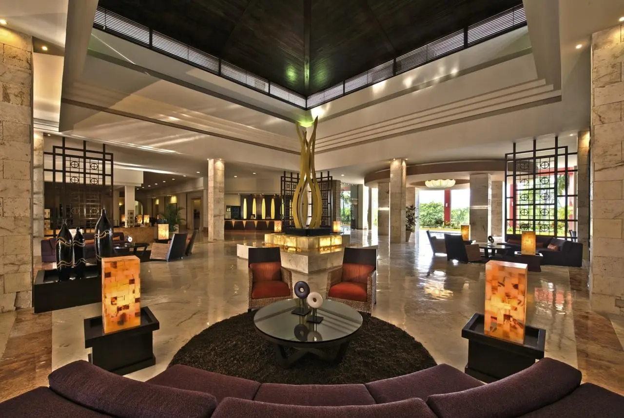 Ocean Maya Royale — OCEAN MAYA ROYALE