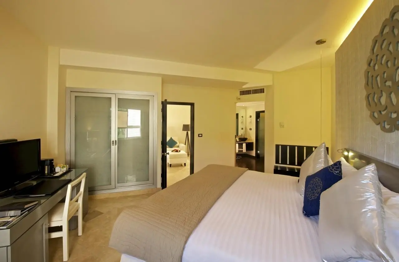 Ocean Maya Royale — OCEAN MAYA ROYALE