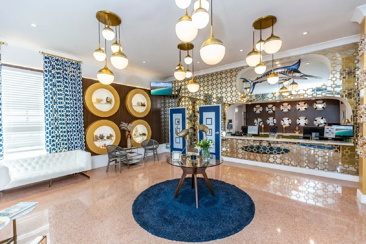 Lobby hotelu Oceanside Hotel