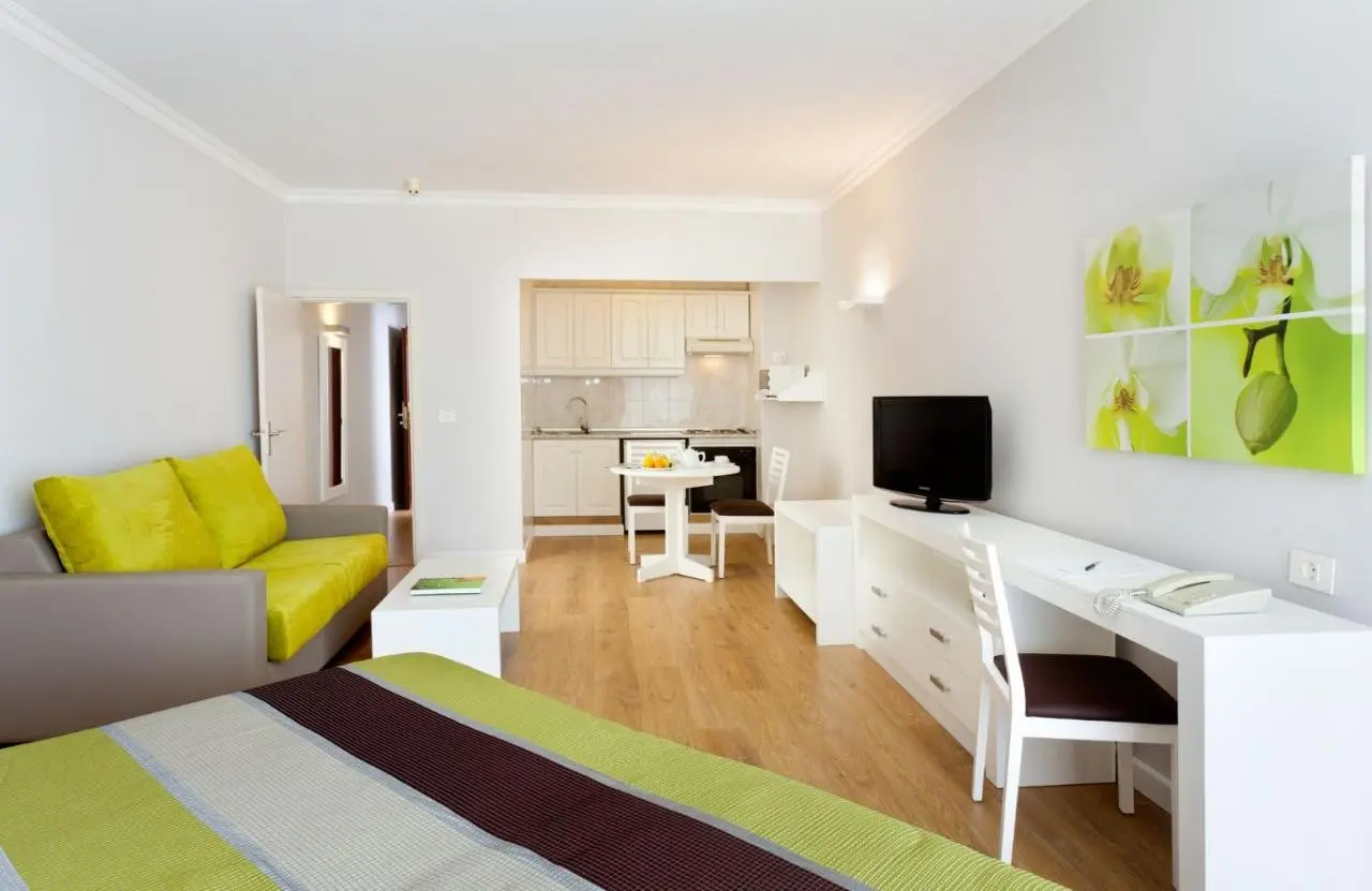 Parque Vacacional Eden — PARQUE VACACIONAL EDEN