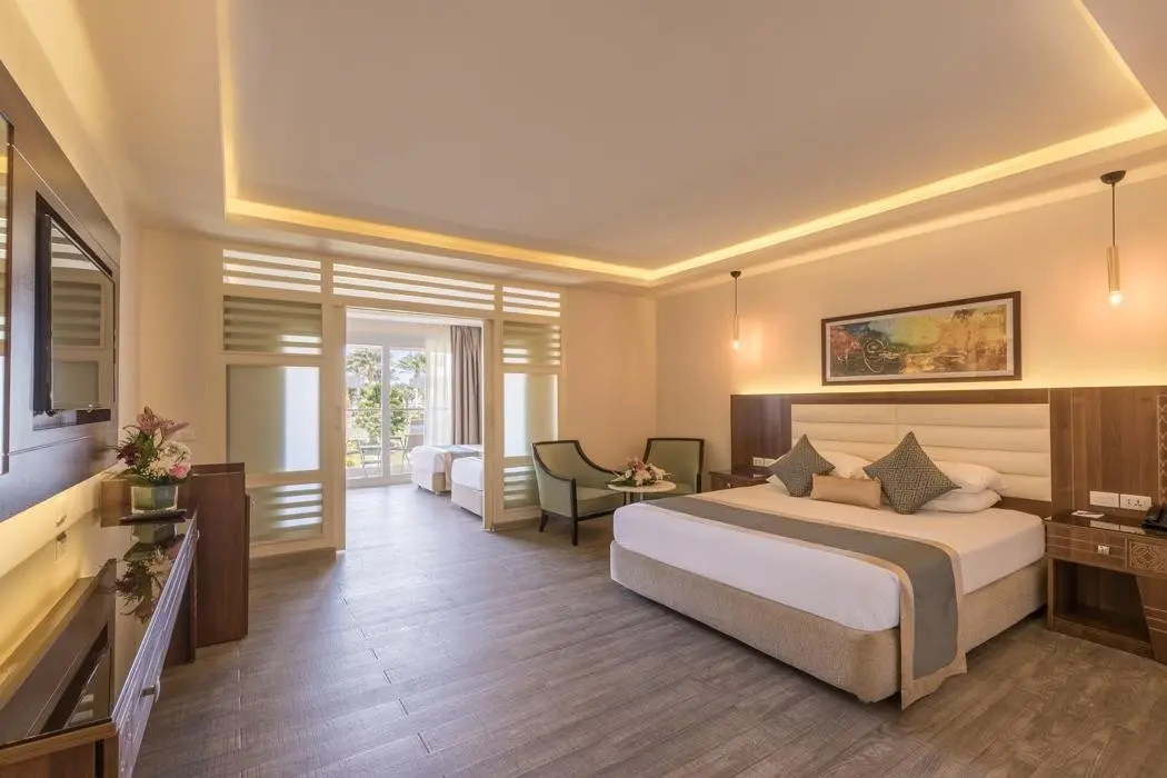 Pokój w hotelu Pickalbatros Royal Moderna Resort