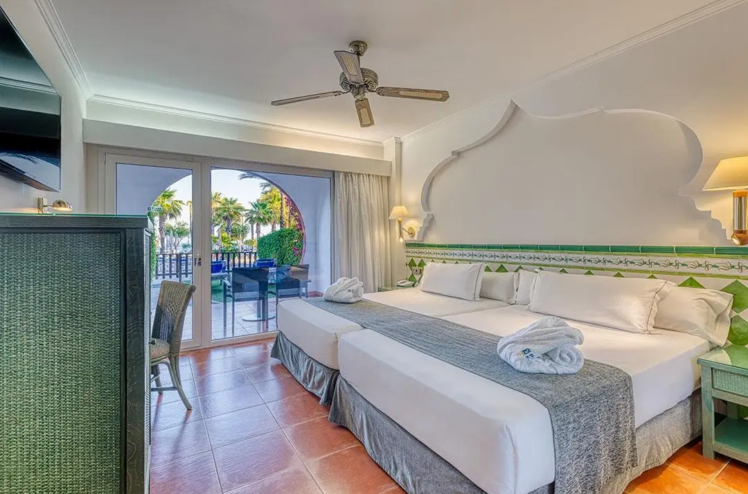 Playamarina Spa Hotel — PLAYACALIDA SPA