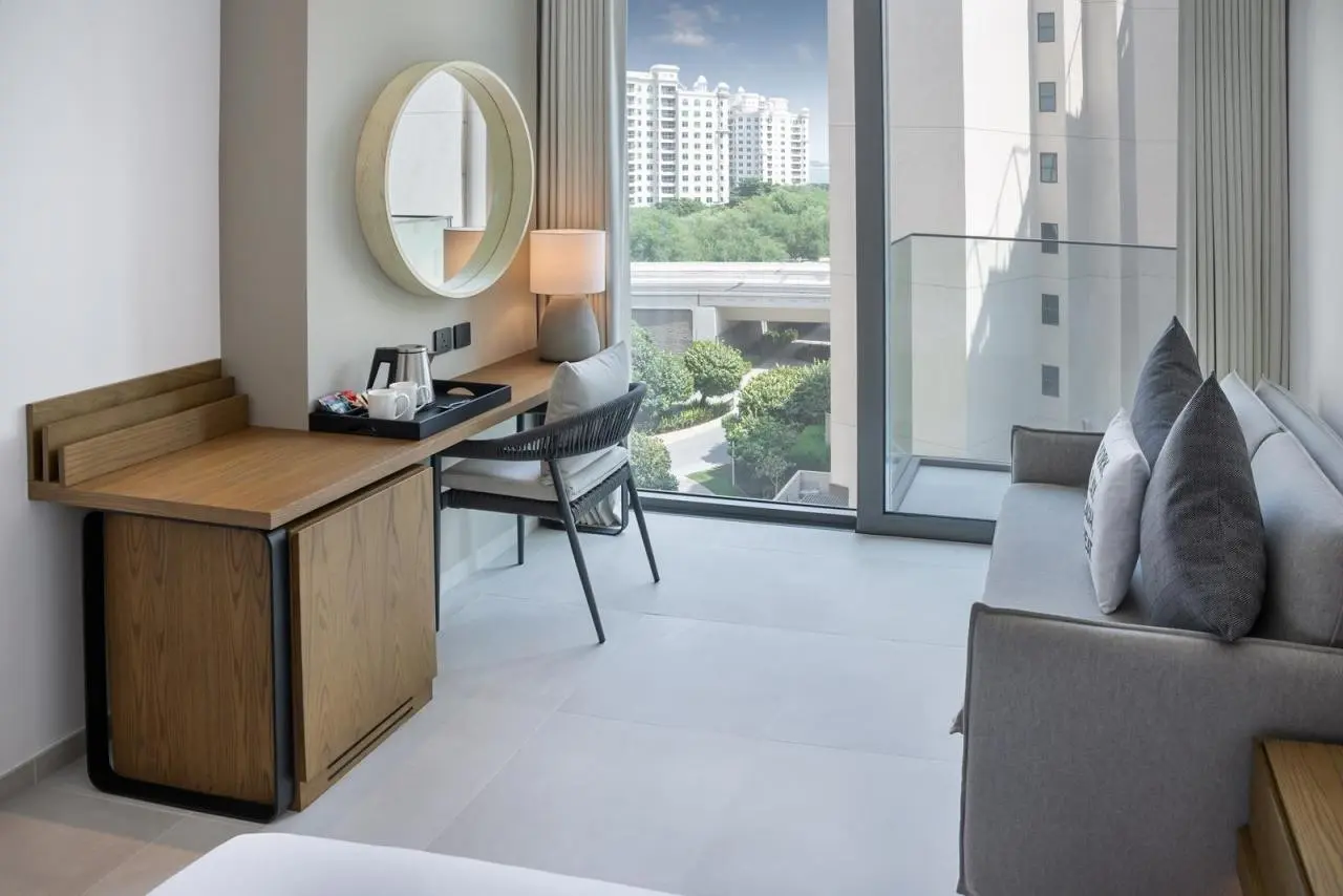 Radisson Beach Resort Palm Jumeirah — RADISSON BEACH RESORT PALM JUMEIRAH