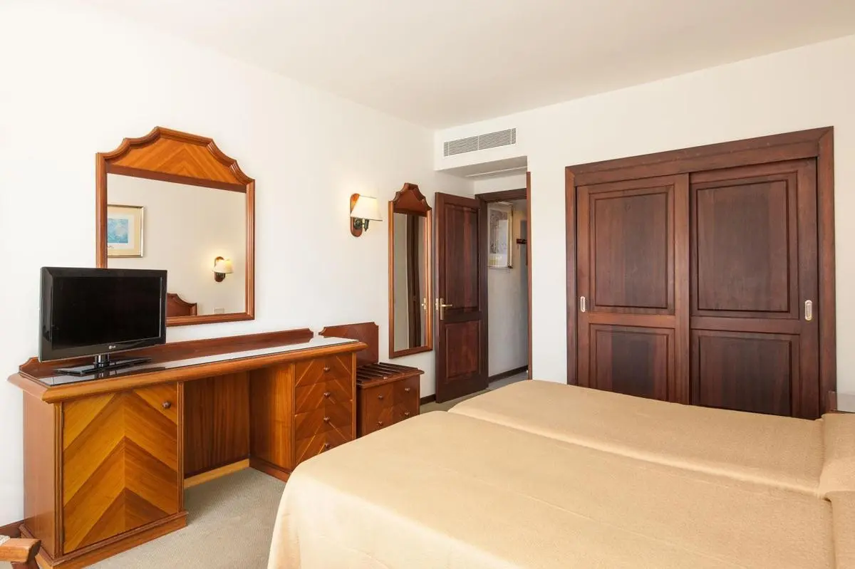 Relaxia Olivina — RELAXIA OLIVINA