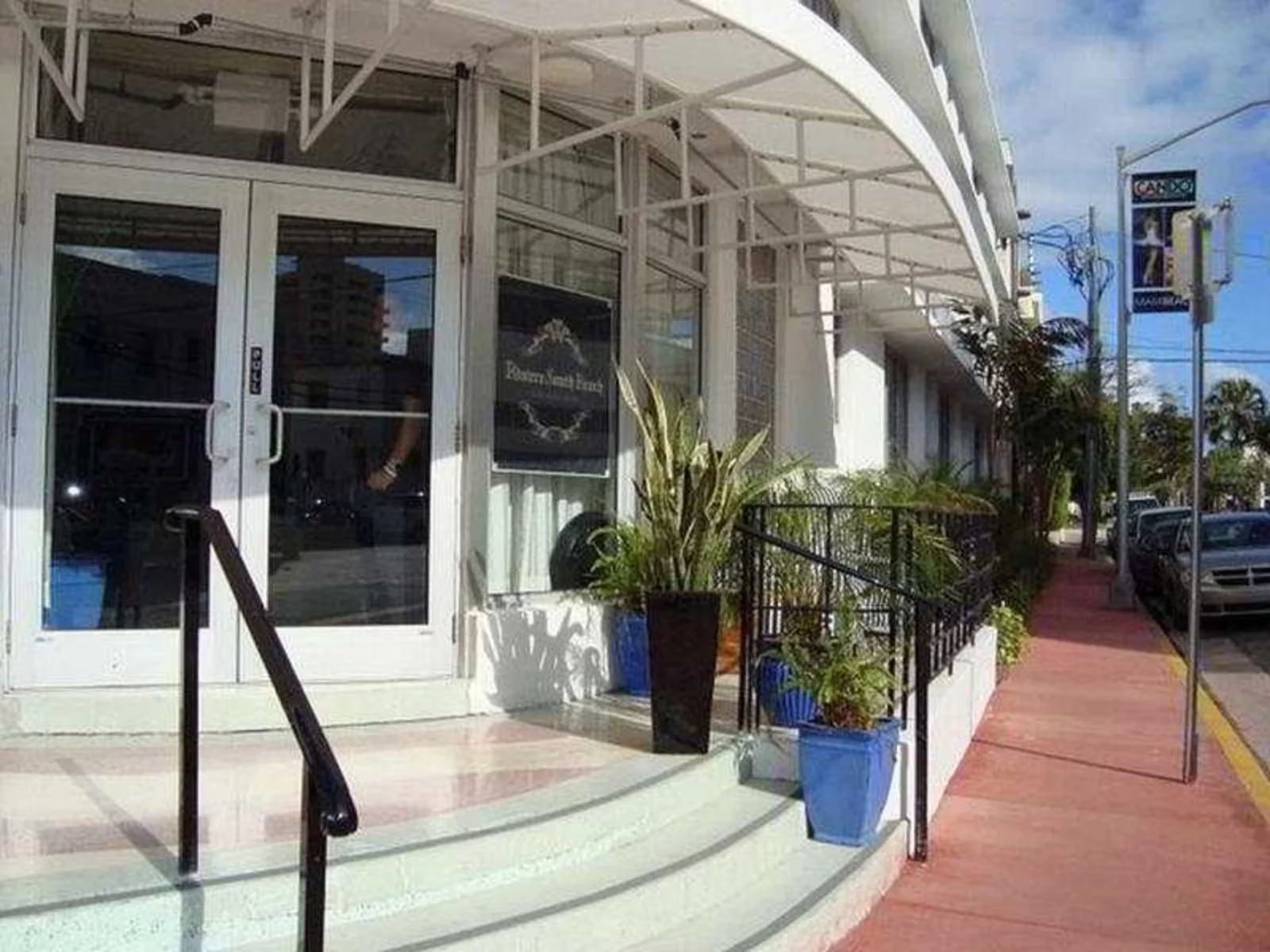 Hotel Riviera Suites South Beach