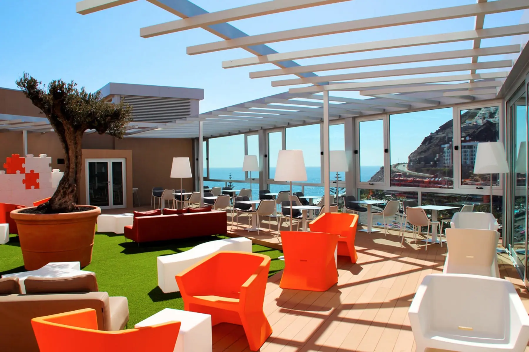 Riviera Vista — RIVIERA VISTA