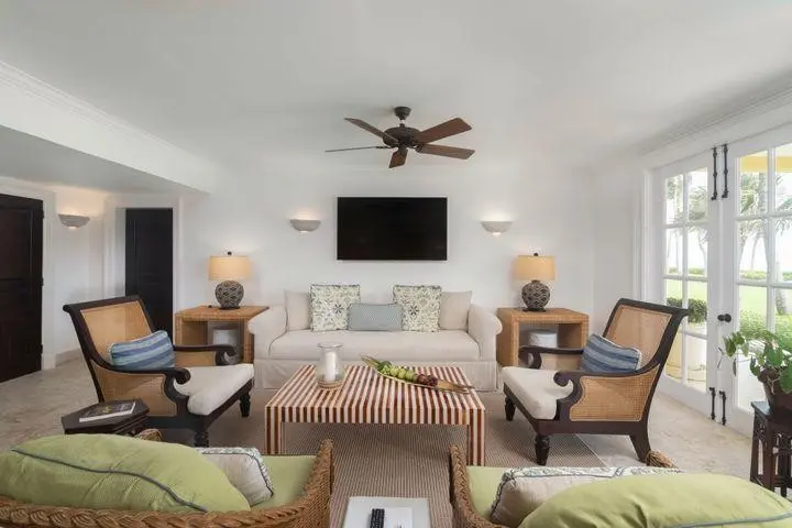 Royalton CHIC Punta Cana Resort & Spa — TORTUGA BAY PUNTACANA RESORT & CLUB