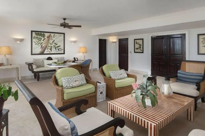 Royalton CHIC Punta Cana Resort & Spa — TORTUGA BAY PUNTACANA RESORT & CLUB