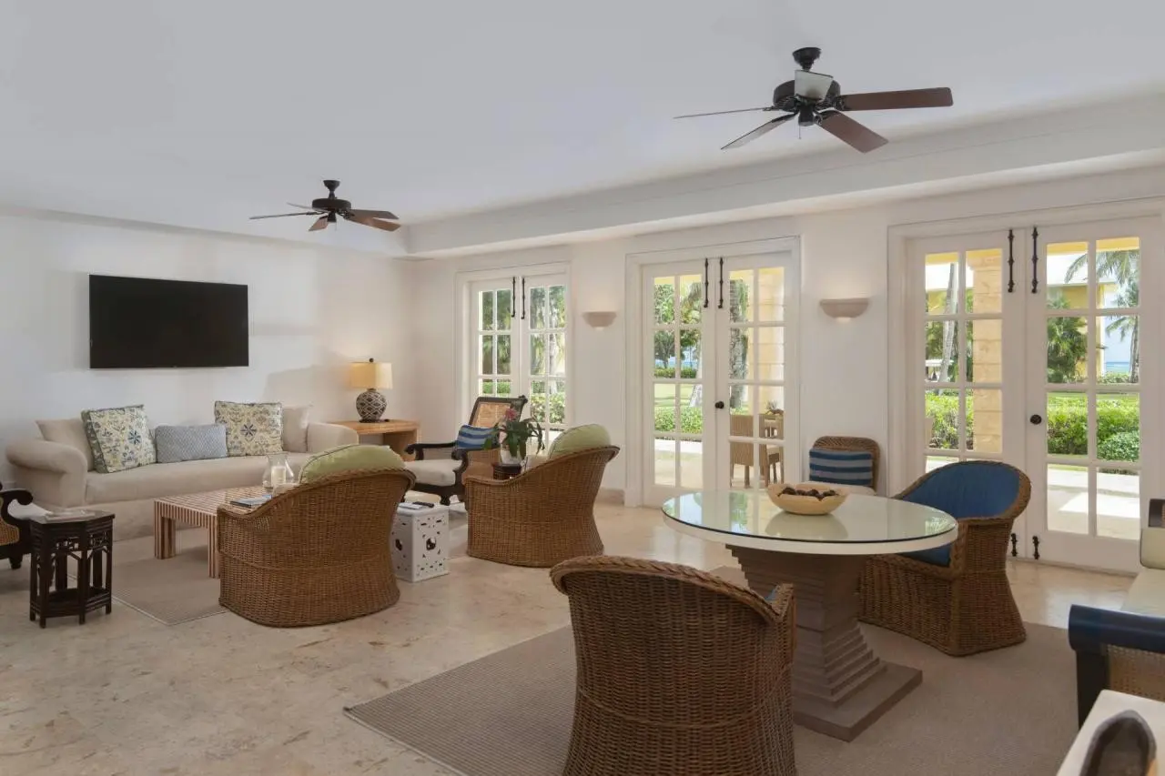 Royalton CHIC Punta Cana Resort & Spa — TORTUGA BAY PUNTACANA RESORT & CLUB