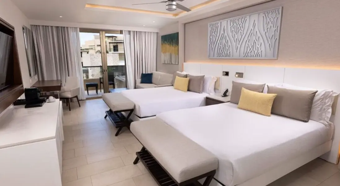 Pokój w hotelu Royalton Riviera Cancun
