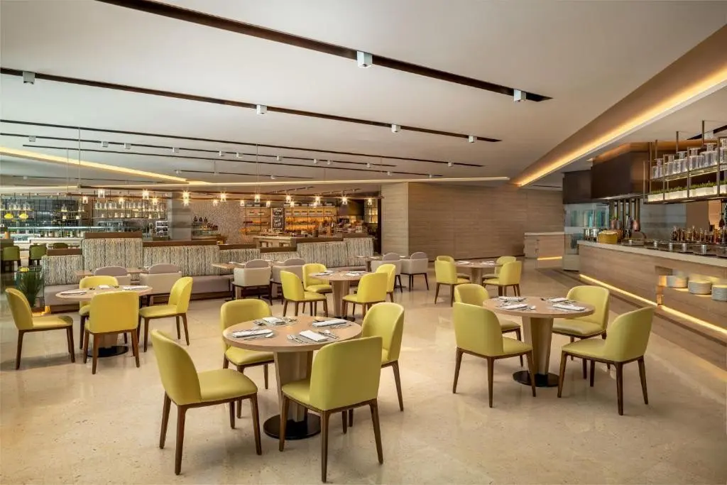 Saadiyat Rotana Resort & Villas — SAADIYAT ROTANA RESORT & VILLAS