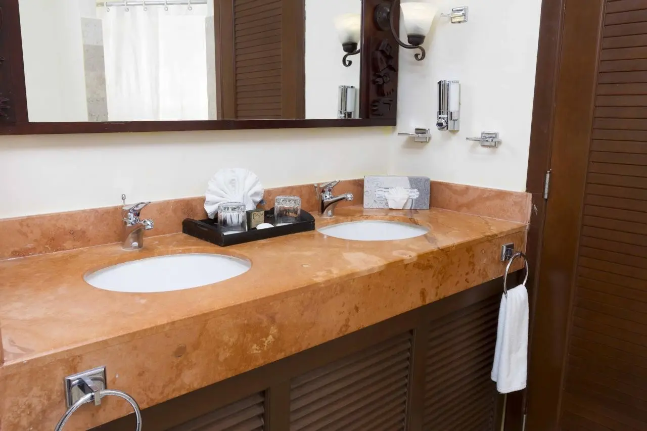 Sandos Caracol Eco Resort & Water Park — SANDOS CARACOL ECO RESORT