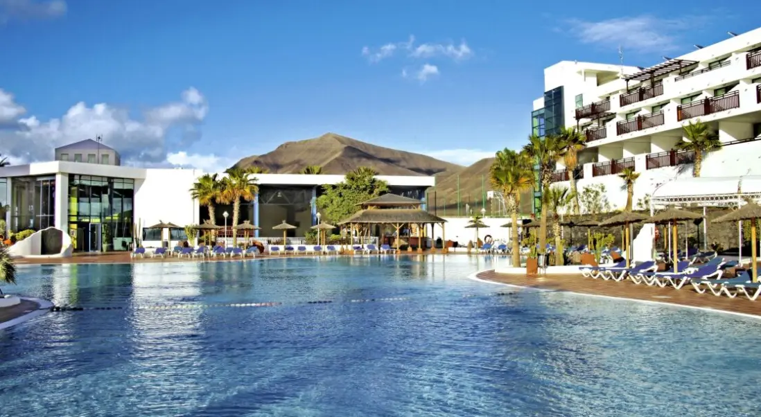 Basen w hotelu Sandos Papagayo