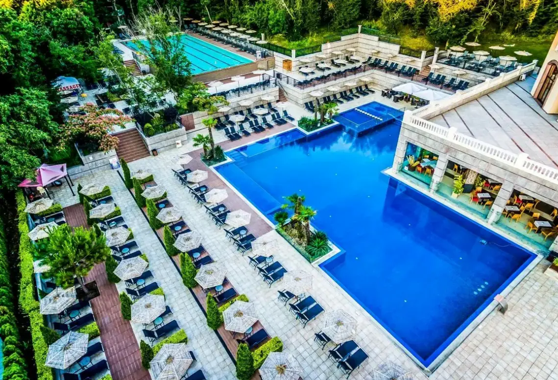 Basen w hotelu SH Dolce Vita