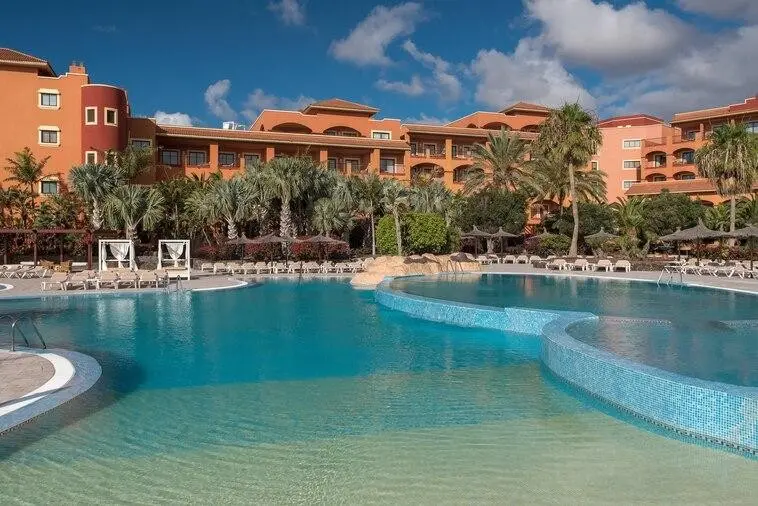 Sheraton Fuerteventura Beach, Golf & Spa Resort — SHERATON FUERTEVENTURA BEACH, GOLF & SPA