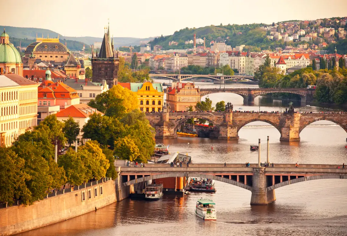 Widok z hotelu Suite Home Prague