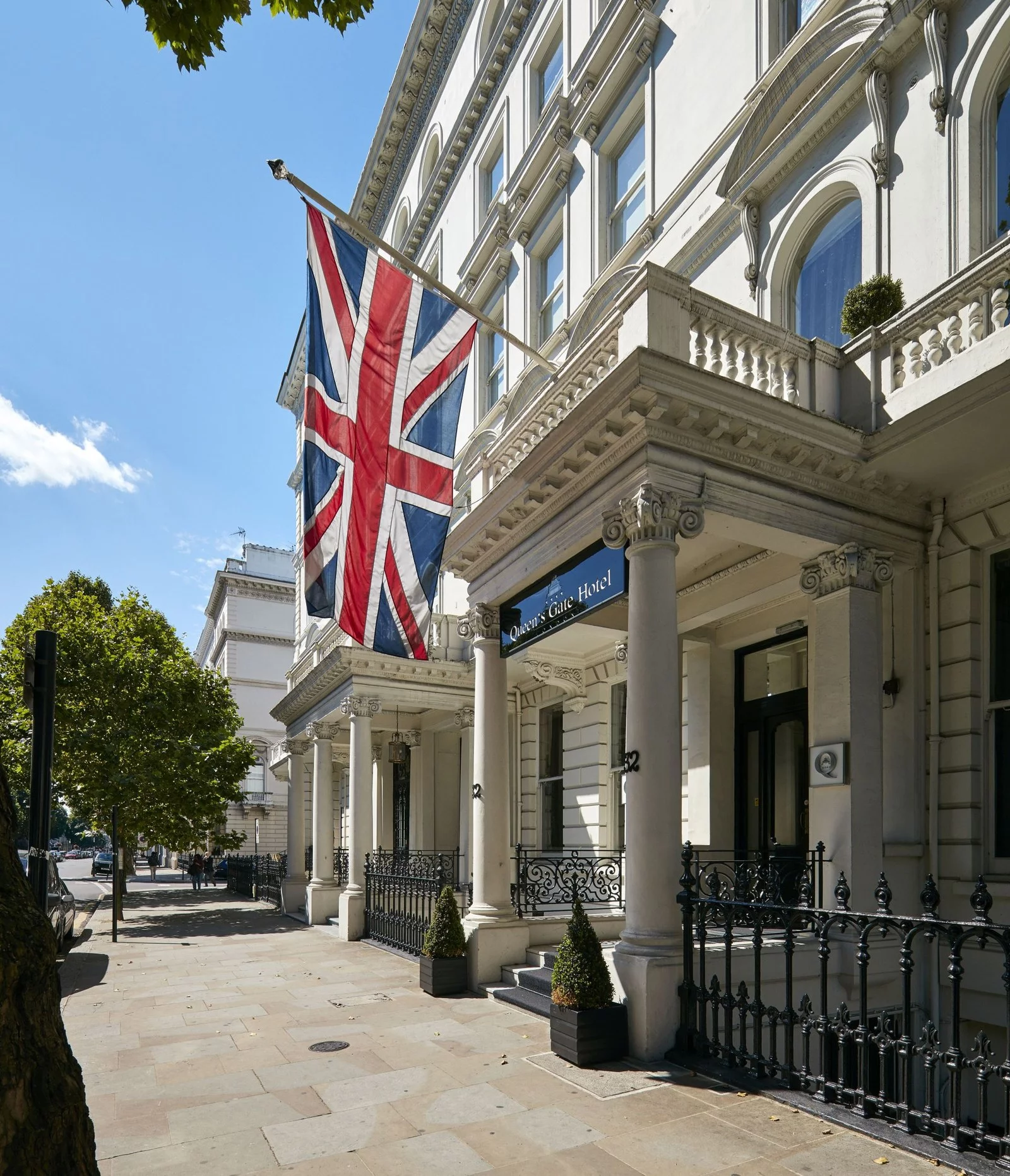 Hotel The Queens Gate Hotel