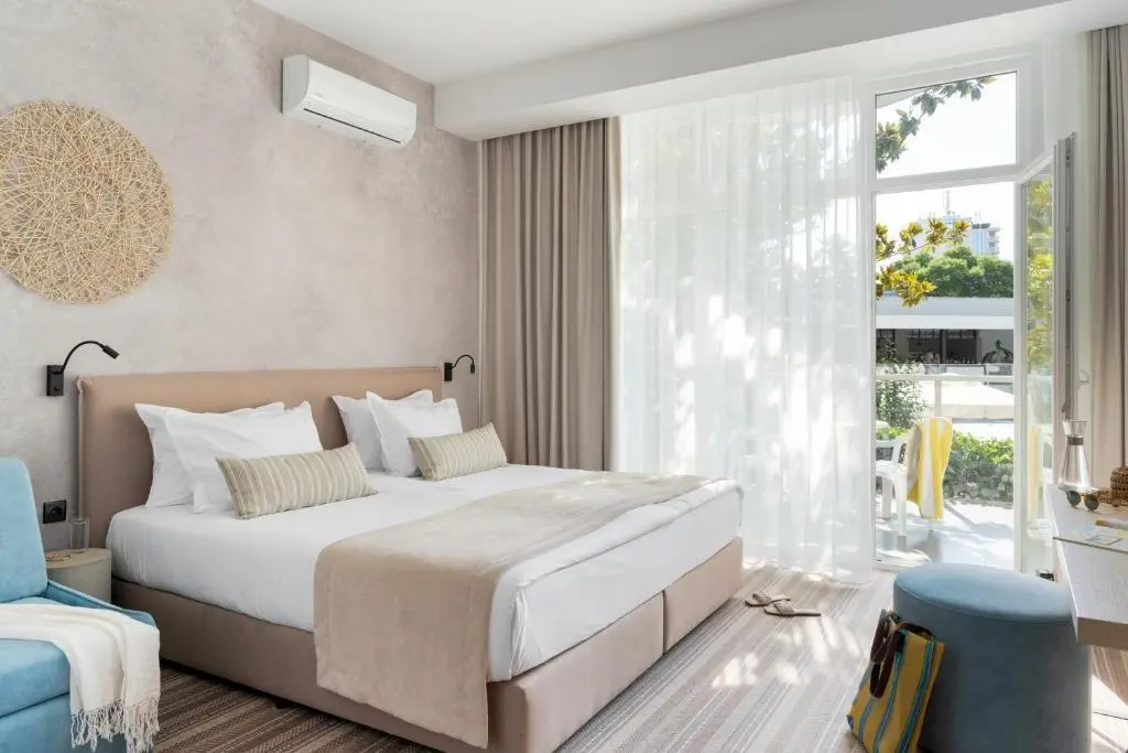 Tui Suneo Perla — SUNEO PERLA