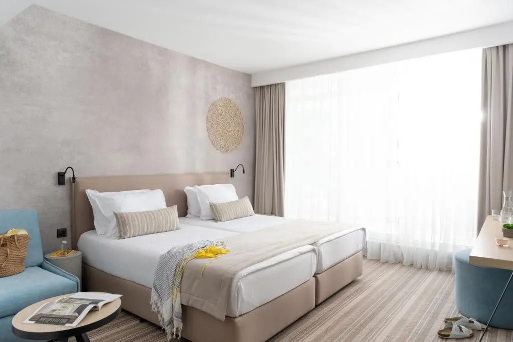 Tui Suneo Perla — SUNEO PERLA