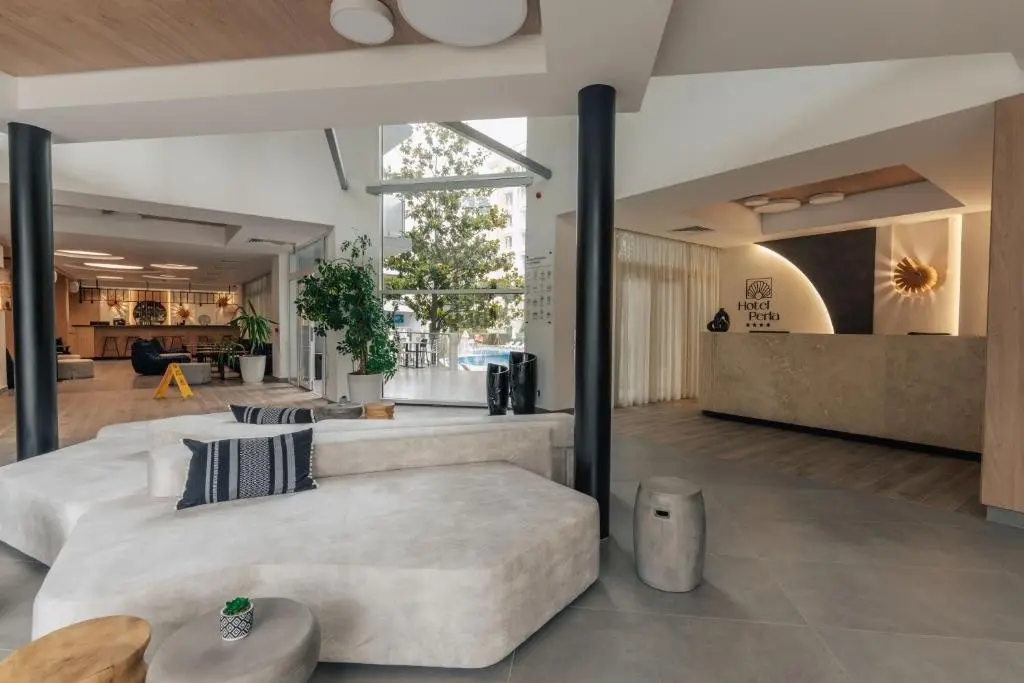 Tui Suneo Perla — SUNEO PERLA