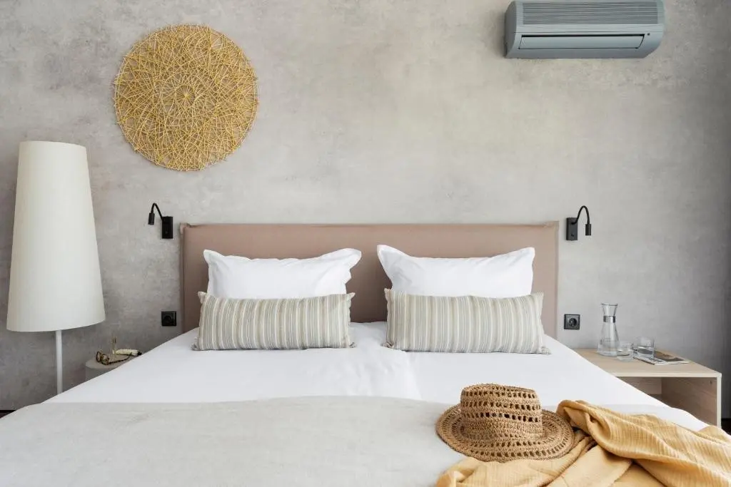 Tui Suneo Perla — SUNEO PERLA