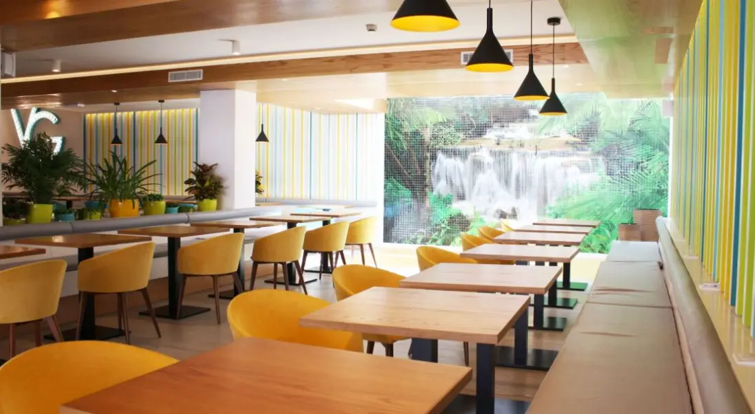 Restauracja i jedzenie w hotelu Vanilla Garden