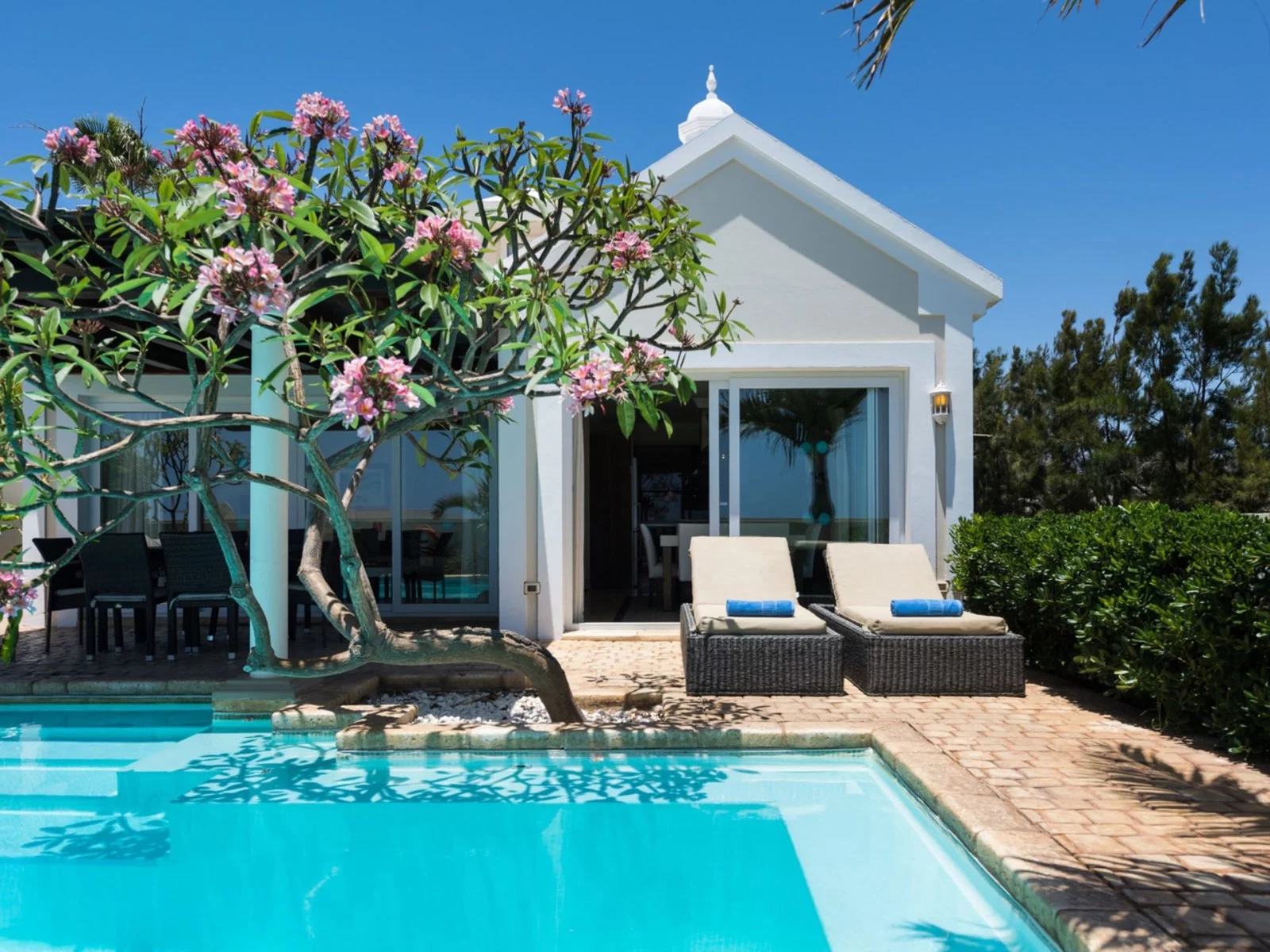 Hotel Villas Alondra