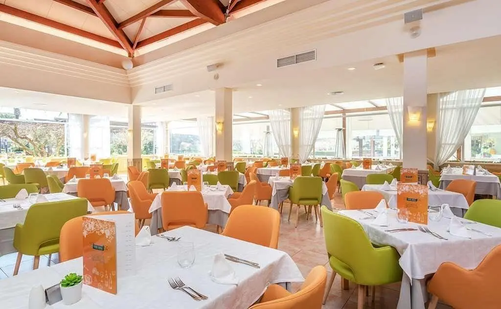 Viva Blue & Spa — VIVA BLUE & SPA