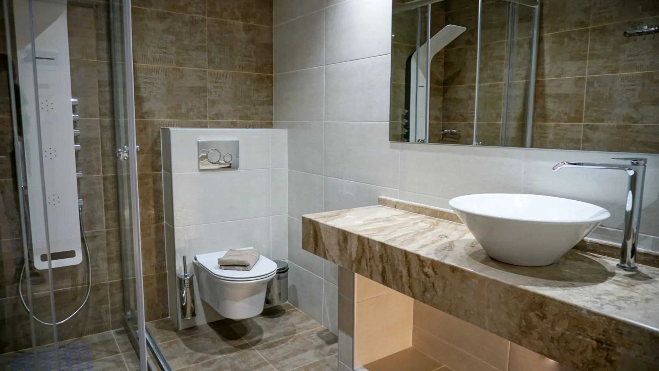 Agnes Deluxe Hotel — AGNES DELUXE HOTEL