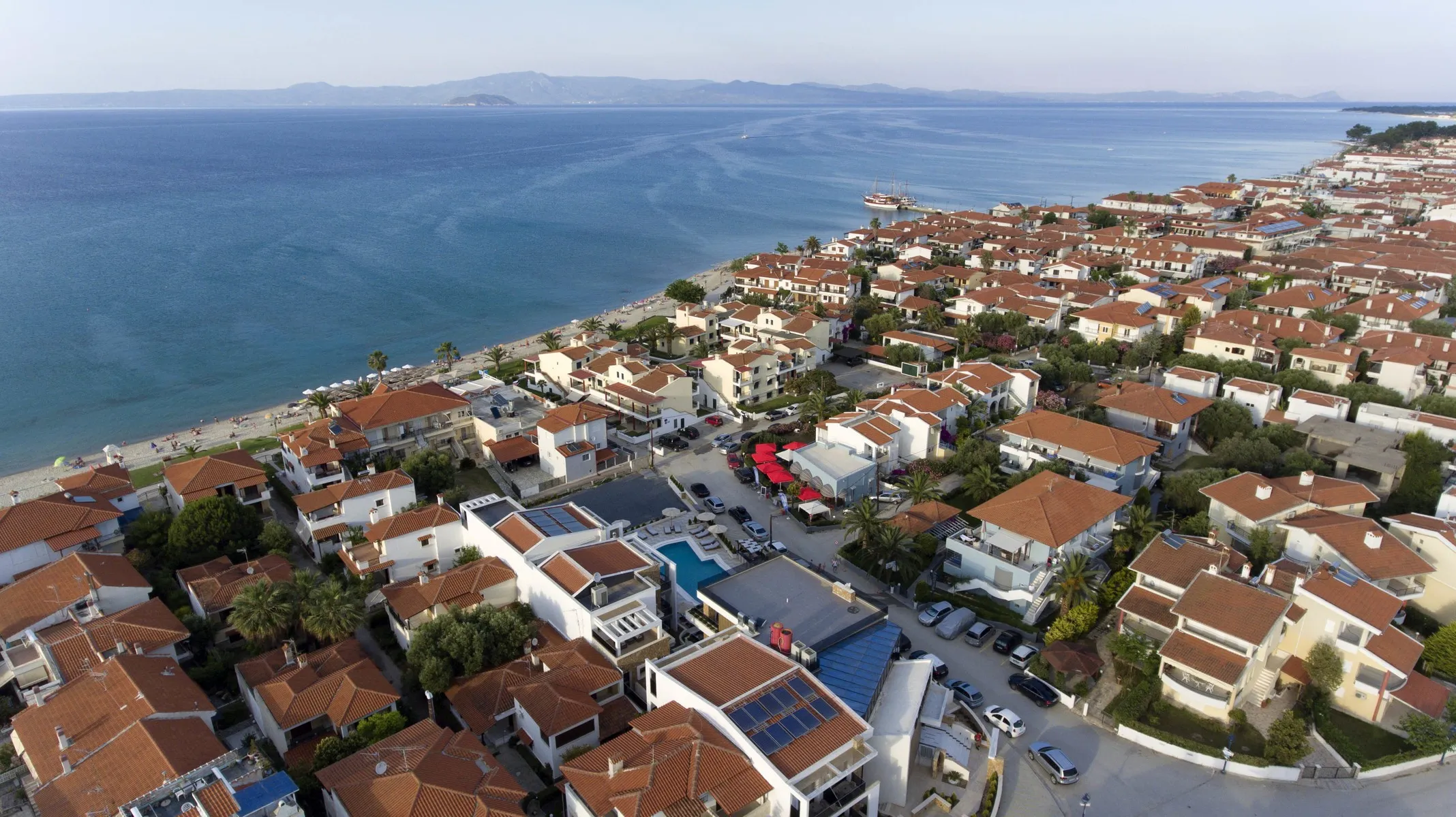 Agnes Deluxe Hotel — AGNES DELUXE HOTEL