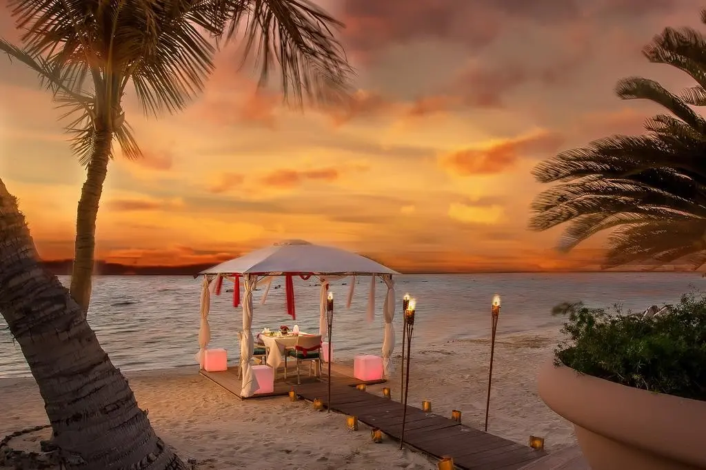 Al Raha Beach Hotel — AL RAHA BEACH RESORT