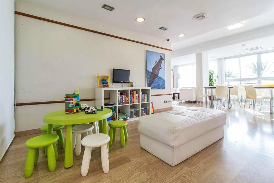 Albahia Alicante — ALBAHIA ALICANTE