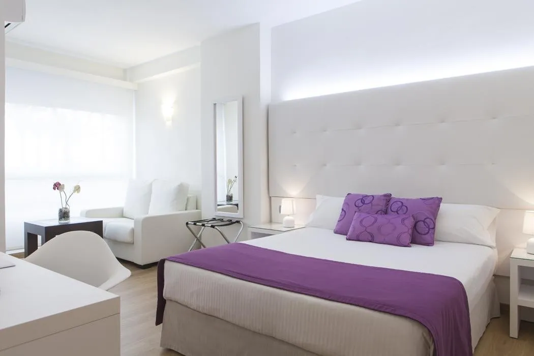 Albahia Alicante — ALBAHIA ALICANTE