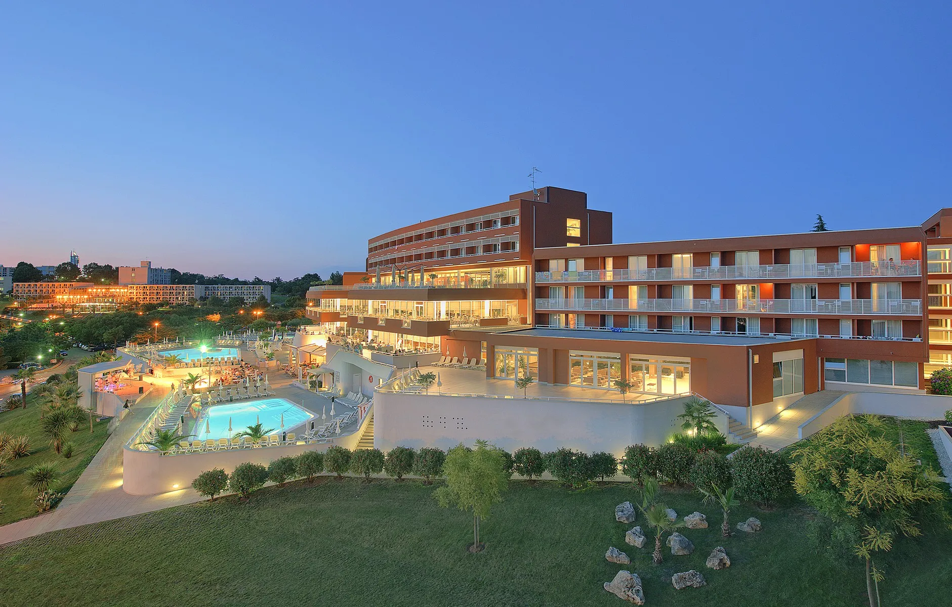 Albatros Plava Laguna — ALBATROS PLAVA LAGUNA