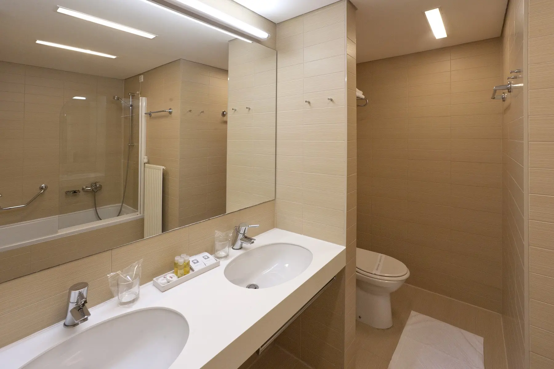 Albatros Plava Laguna — ALBATROS PLAVA LAGUNA