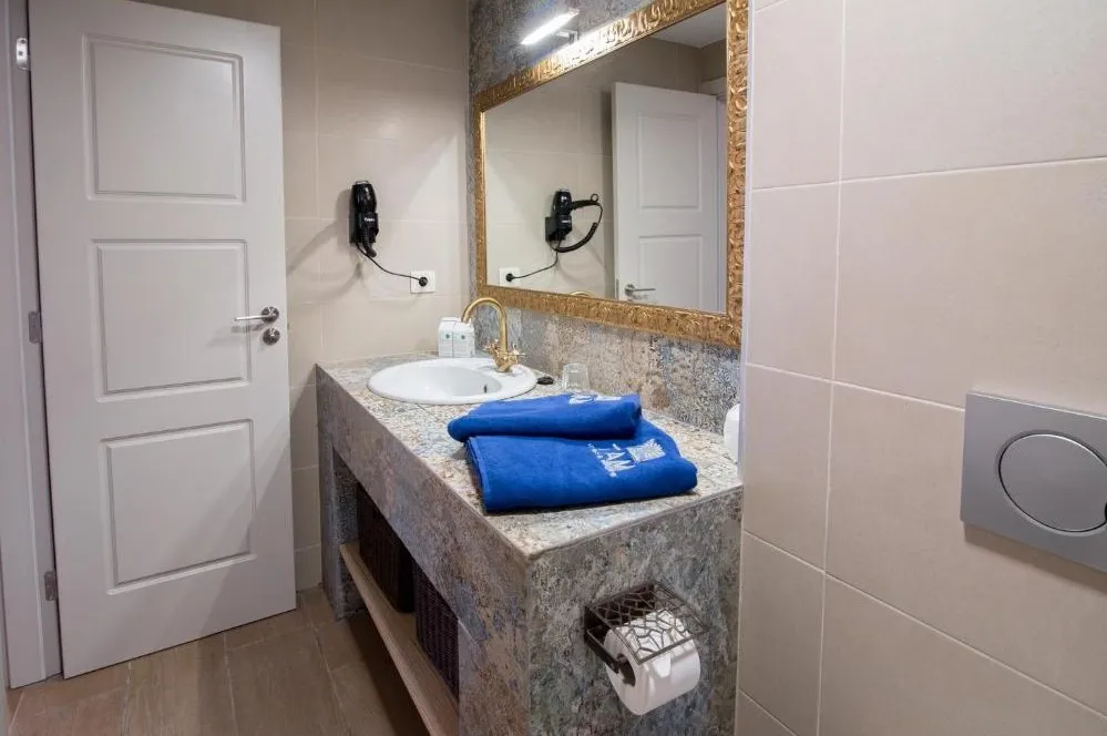 Alhambra Boutique By Tam Resorts — ALHAMBRA BOUTIQUE BY TAM RESORTS